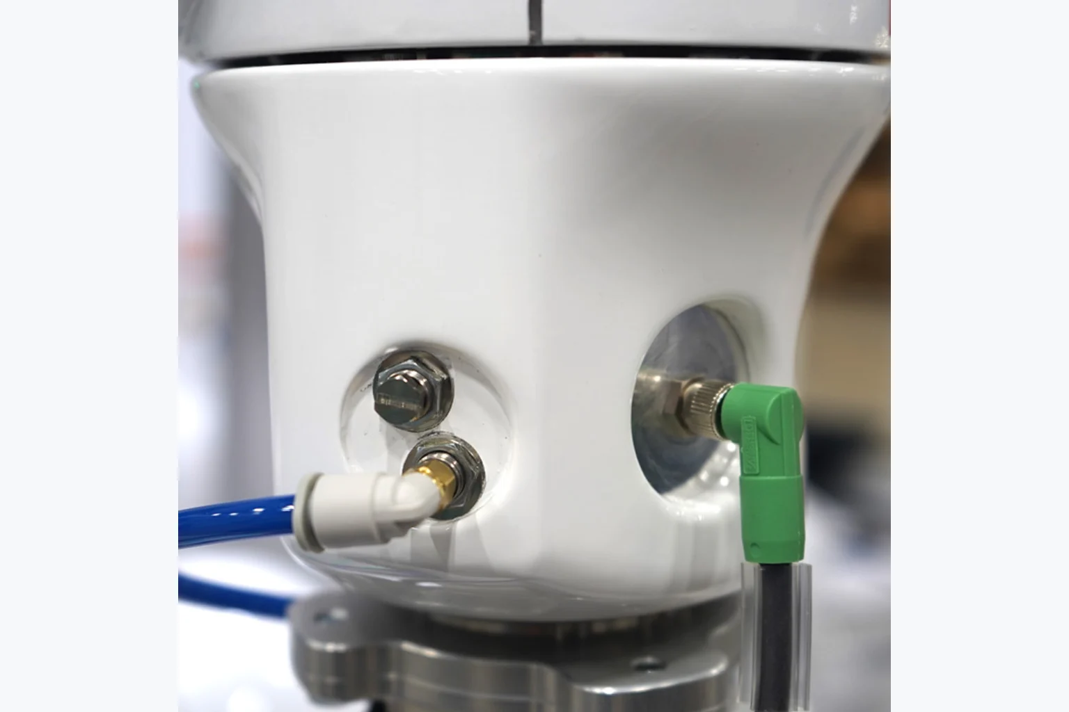 Yaskawa Motoman HC20DTP в работе